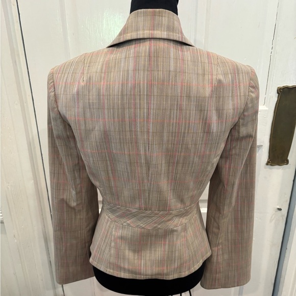 Trina Turk Los Angeles Designer Plaid Pink Beige Flare Sleeve Lined Blazer Sz 2 - Picture 2 of 5